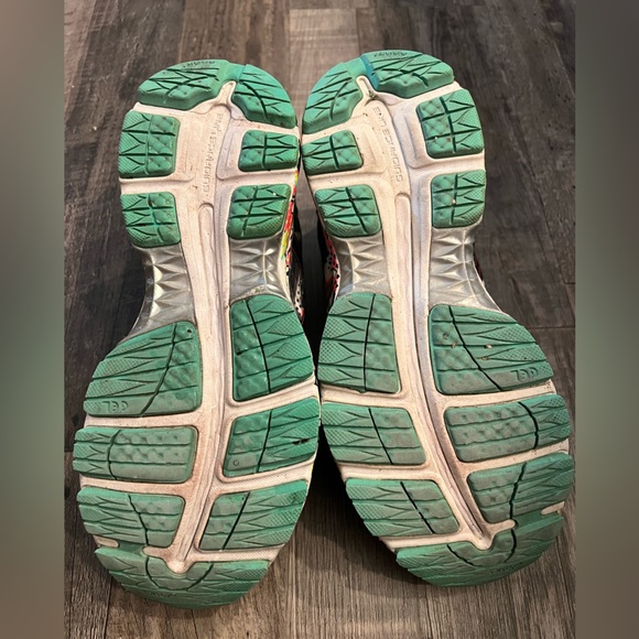 ASICS Gel Nimbus 18 like new condition - Picture 4 of 5